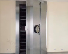 Seyf qapısının açılması 